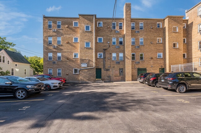 Building Photo - 1005 Madison St