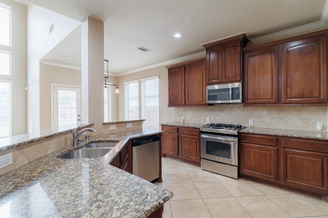 Foto del edificio - 2614 Misty Laurel Ct