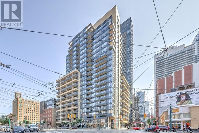Building Photo - 438 King St W