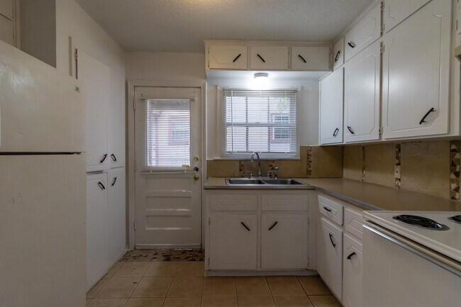 Foto del edificio - 1312 Massey St