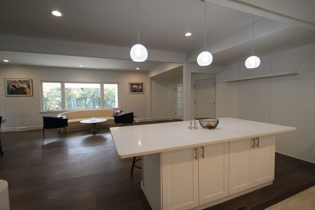 Building Photo - Exclusively Offered By Muse Realty, LLC