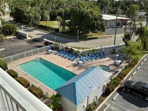 Building Photo - 2885 Palm Beach Blvd