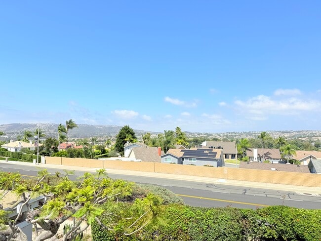 Building Photo - 24033 Vista Corona