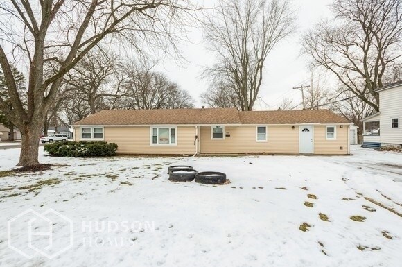 Primary Photo - 915 Hammond Ave