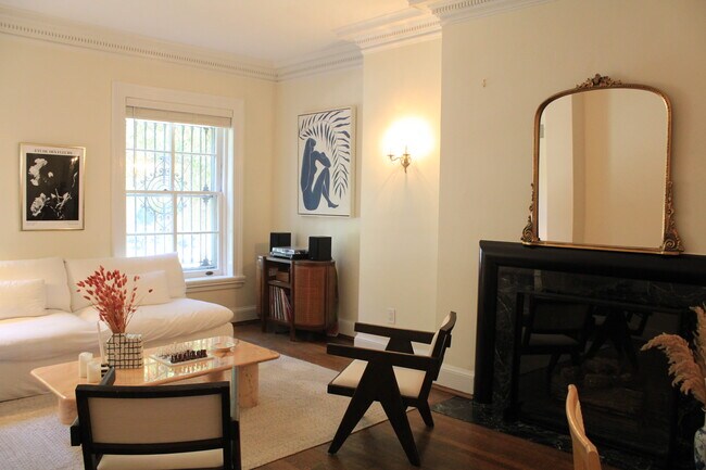 Foto del edificio - 1728 New Hampshire Ave NW