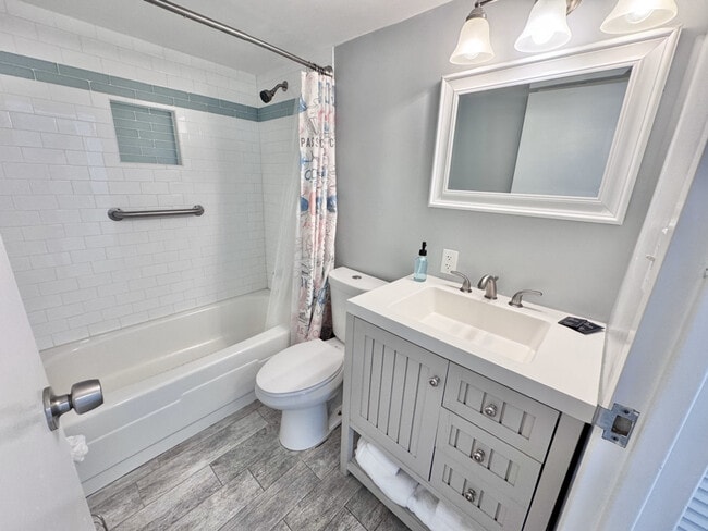 Foto del edificio - 201 Rudee Loop Connector