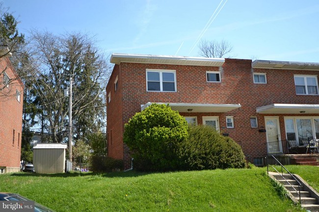 Foto del edificio - 7106 Boxford Rd