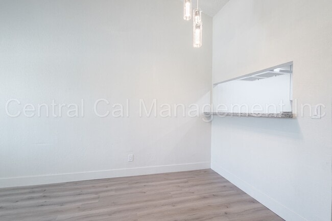 Foto del edificio - 1244 Virginia Ave