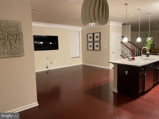 Foto del edificio - 2623 Campus Way N