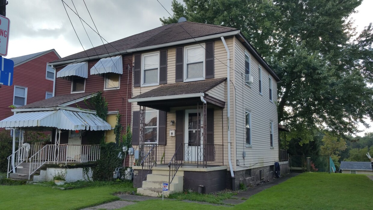905 Vankirk St, Clairton, PA 15025 House Rental in Clairton, PA
