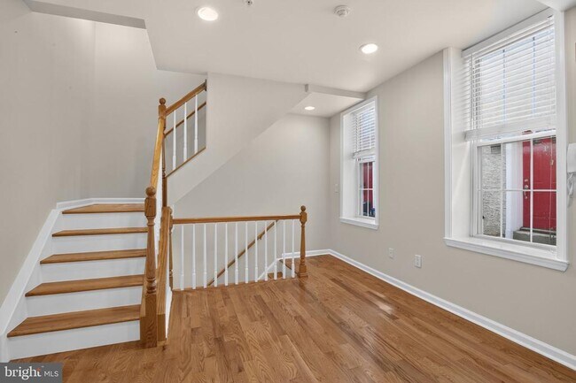 Foto del edificio - 1027 N 4th St