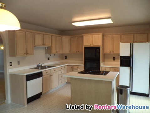 Building Photo - 1707 Barrington Ct