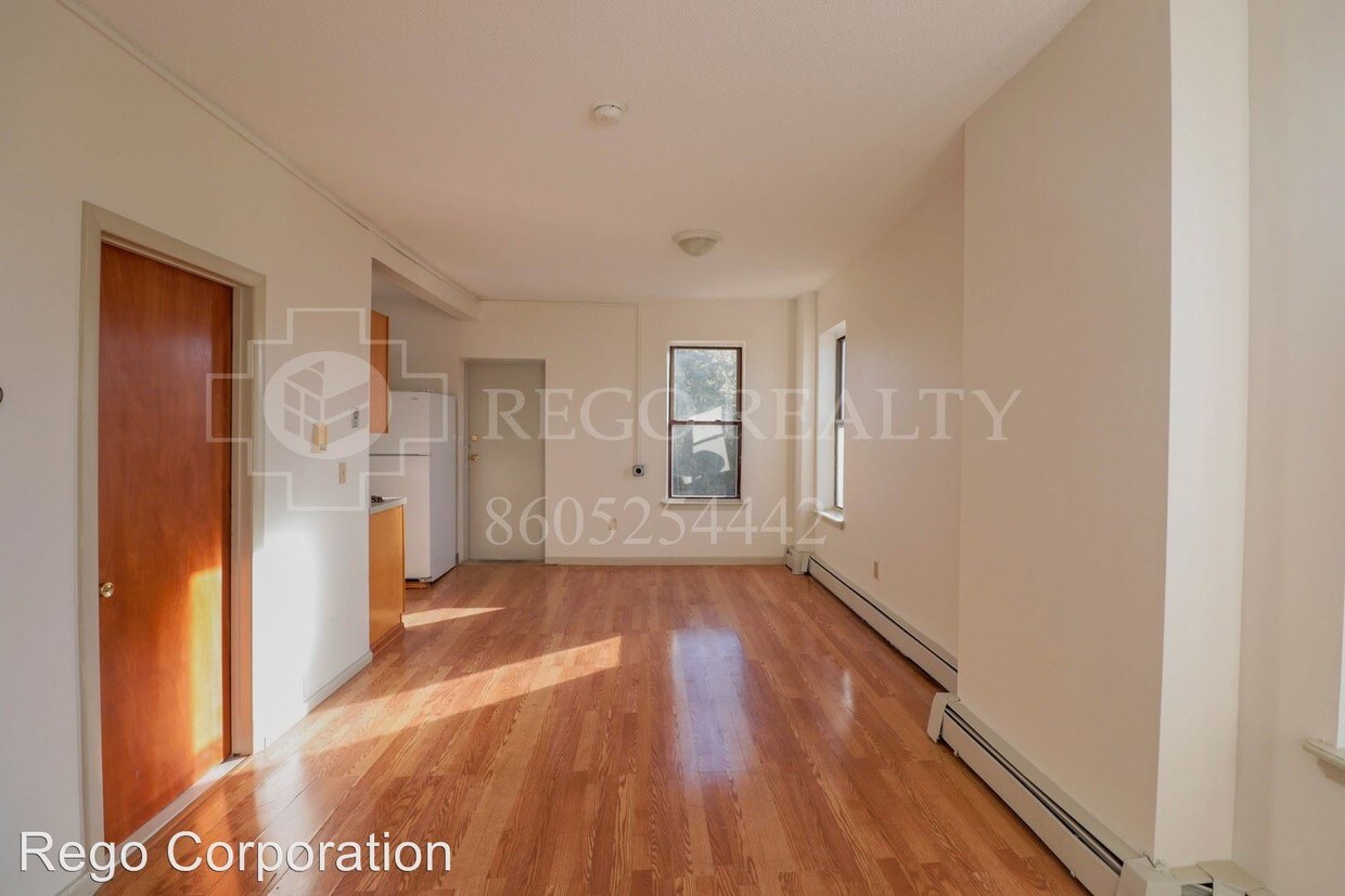 Primary Photo - 517-523 Park St