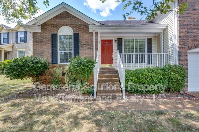 Foto del edificio - 2214 Falcon Creek Dr