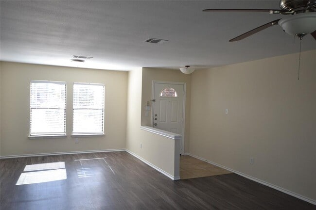 Building Photo - 3302 High Cotton Cove