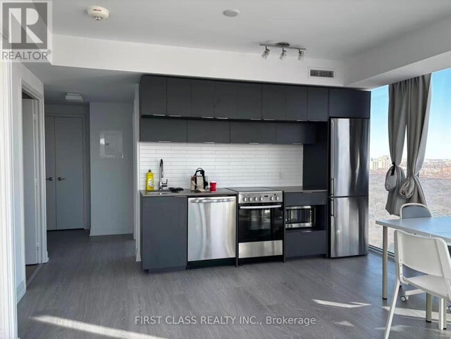 Building Photo - 181 Dundas St E