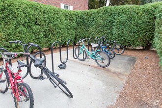 Captain Parker Arms photo'