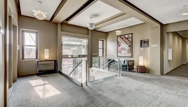 lobby - 1211 Light St