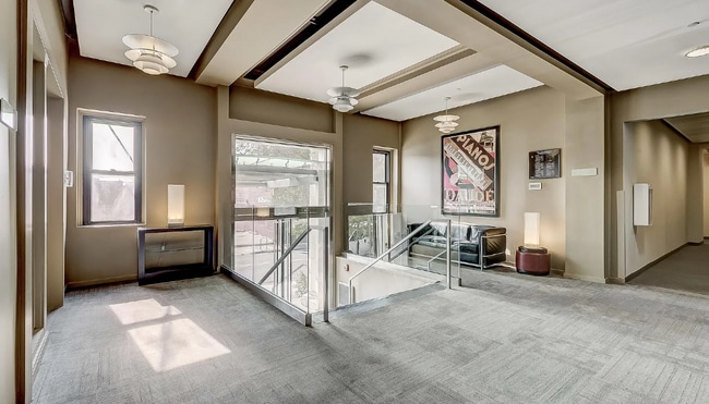 lobby - 1211 Light St