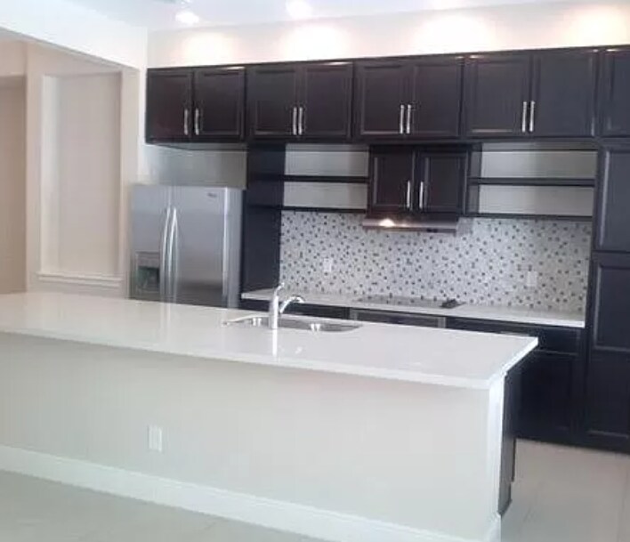 586 Edgerly Pl, Orlando, FL 32806 Townhome Rentals in Orlando FL