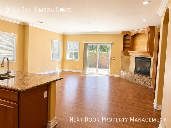 Building Photo - 9085 San Simeon Dr