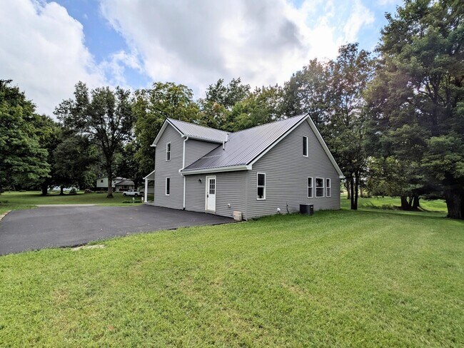 Foto del edificio - 8914 Woodhaven Rd