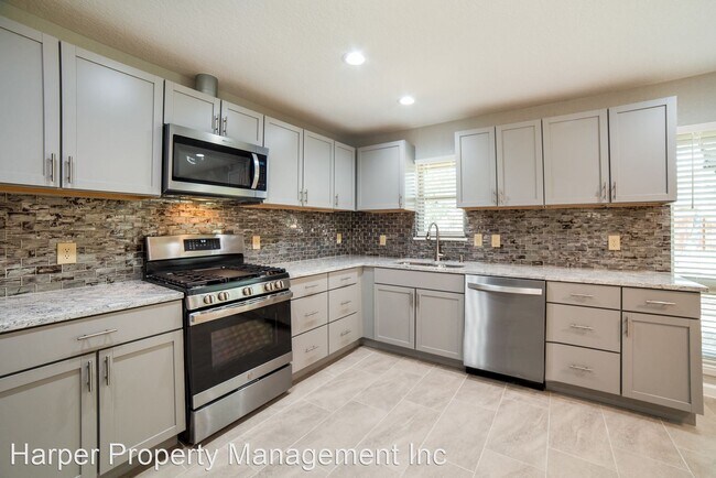 Building Photo - 4 br, 2 bath House - 1734 Deer Run St