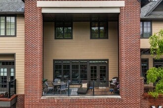 Building Photo - 2936 Cahaba Village Pl