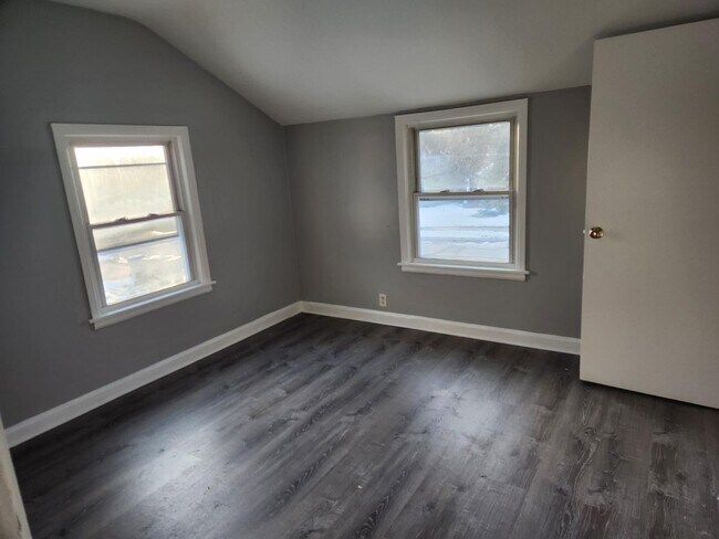 Foto del edificio - 4264-4266-4266 N Sercombe Rd