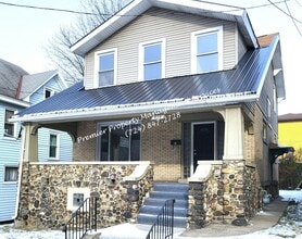 Building Photo - 820 14th St