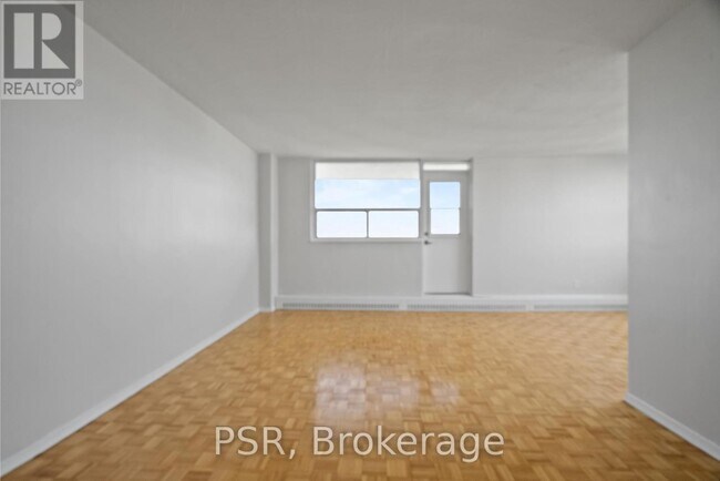 Building Photo - 105-1105 Rowena Dr