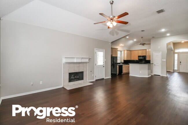 Foto del edificio - 828 Pinnacle Cir