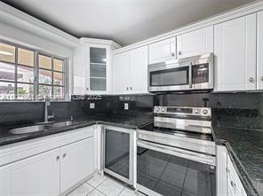 Building Photo - 6753 NW 182nd St