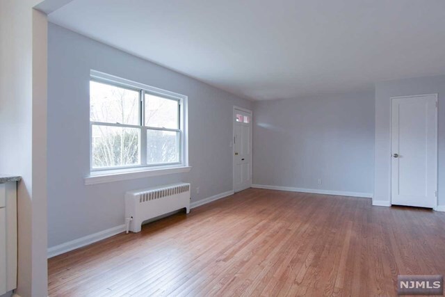 Foto del edificio - 480 Crestwood Ave