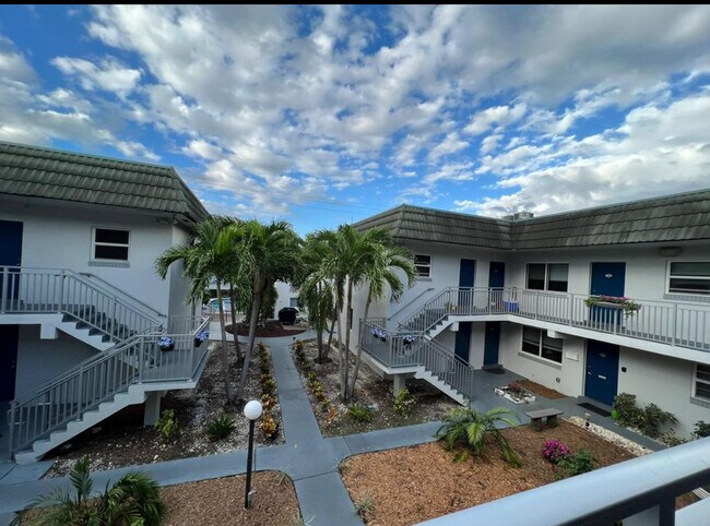 Foto del edificio - 1001 SE 16th St