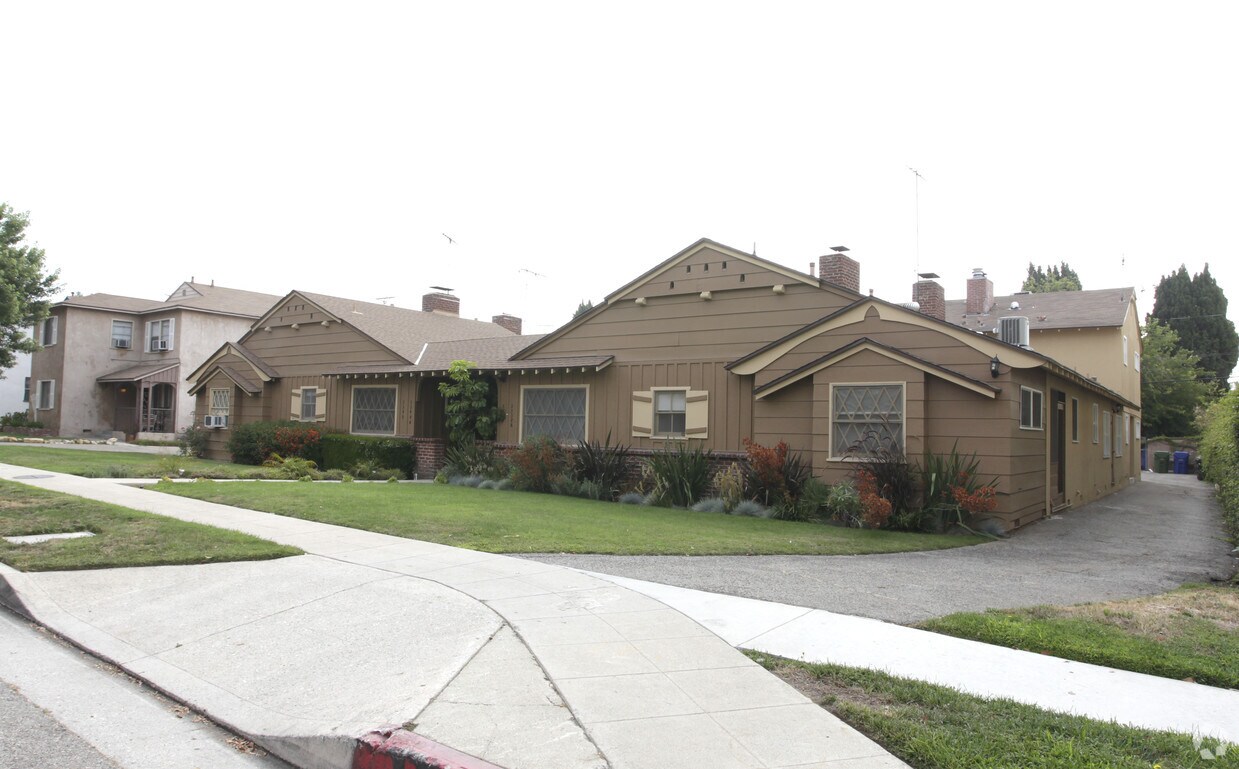 5340 Ben Ave. - 5340 Ben Ave