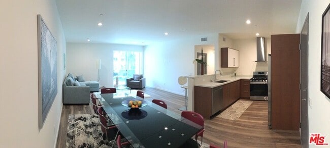 Building Photo - 4600 Coldwater Canyon Ave