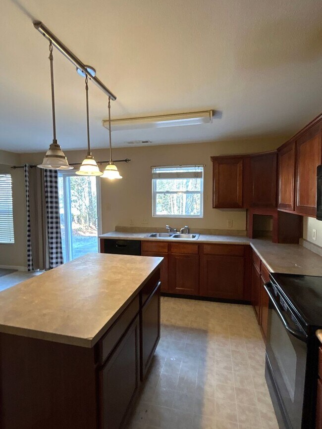 Foto del edificio - Must See 4 bedroom house!