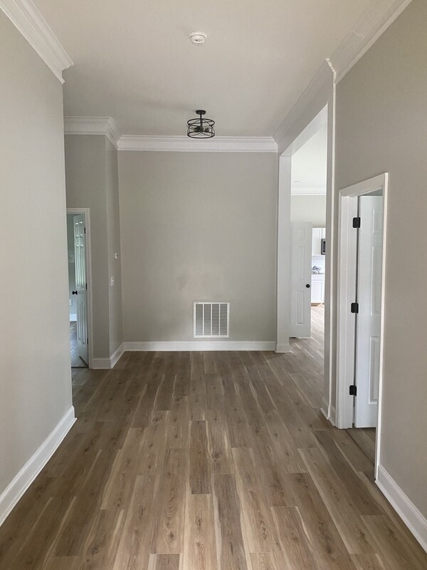 Foto del edificio - 309 N Webb St