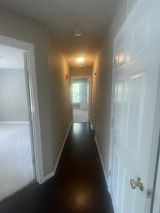 Building Photo - Gated Condo Community Near Wake Forest