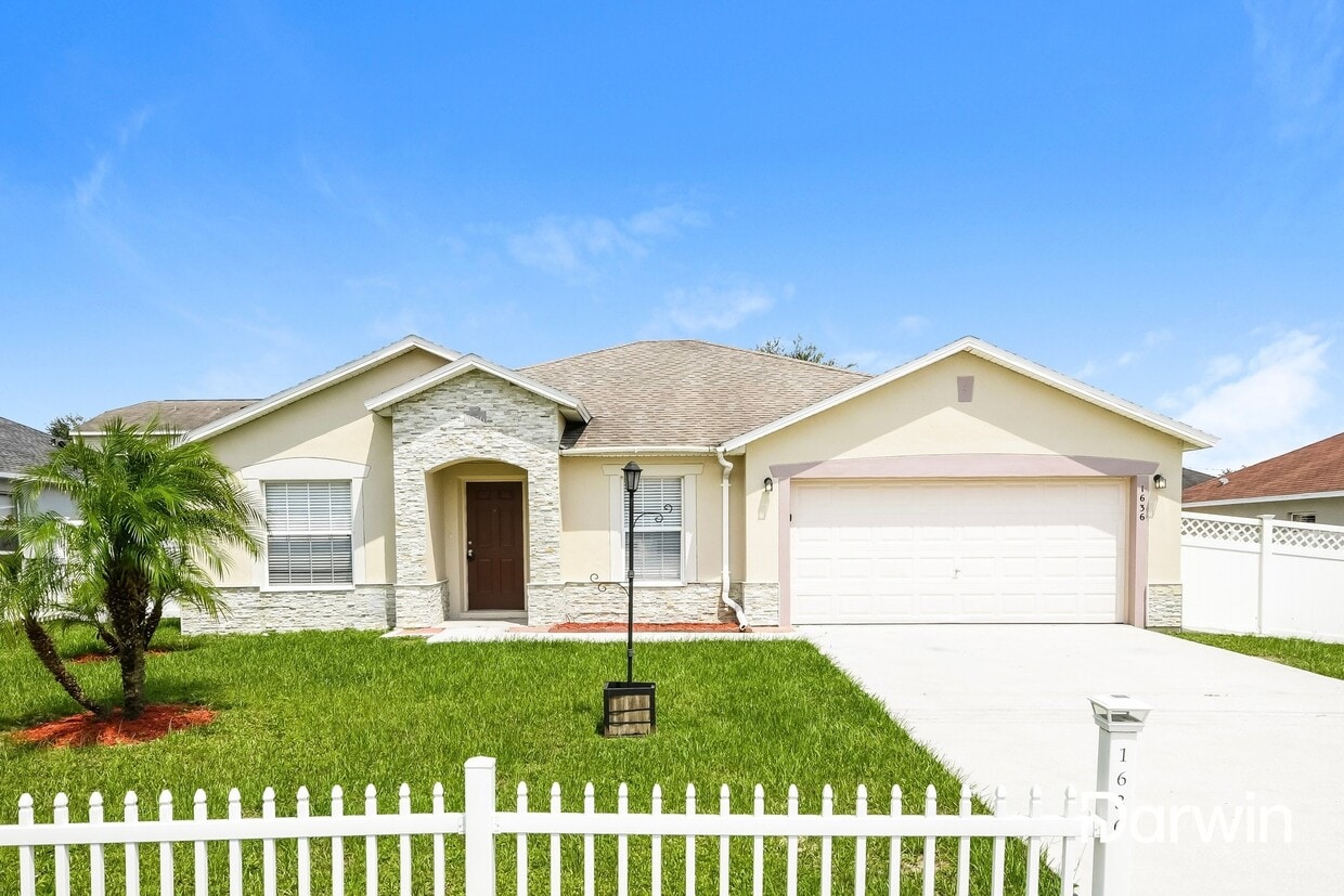 Primary Photo - 1636 Pilchard Ct