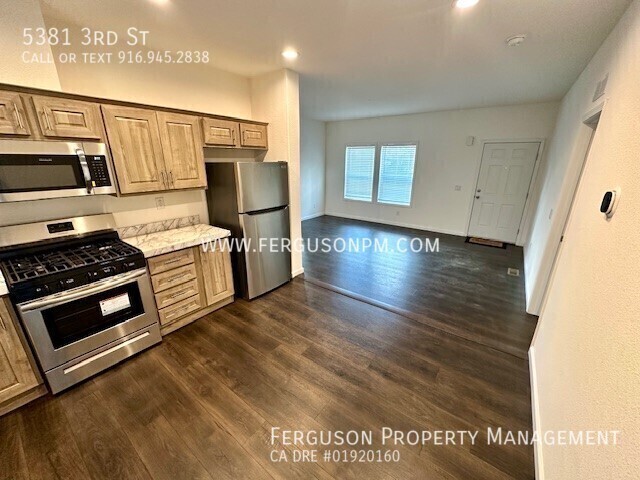 Building Photo - Brand New Two Bedroom with a Den in a Clas...