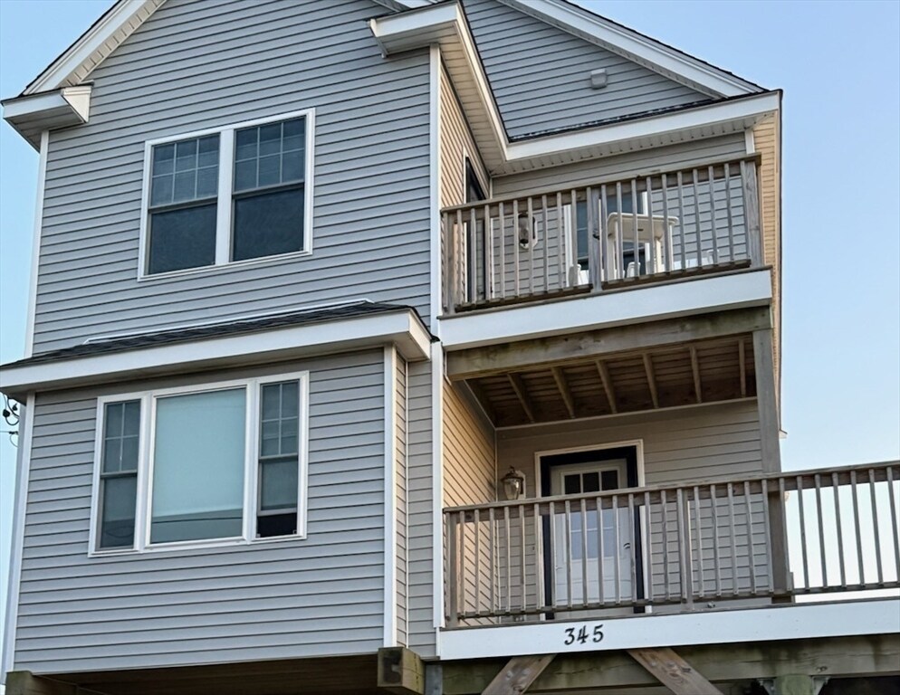 Foto principal - 345 Plymouth Ave