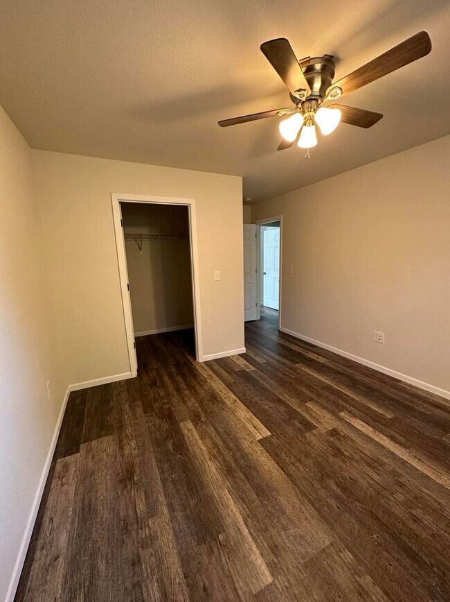 Foto del edificio - 3 Bedroom Duplex