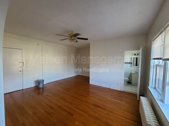 Building Photo - 85 Meigs St