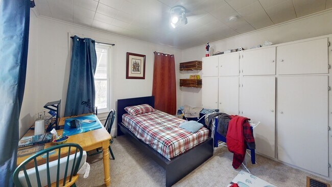 Foto del edificio - 414 W Summit St