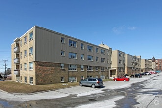 Building Photo - Victoria Park