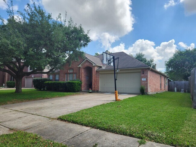 Foto del edificio - 17123 Pecan Acres Dr