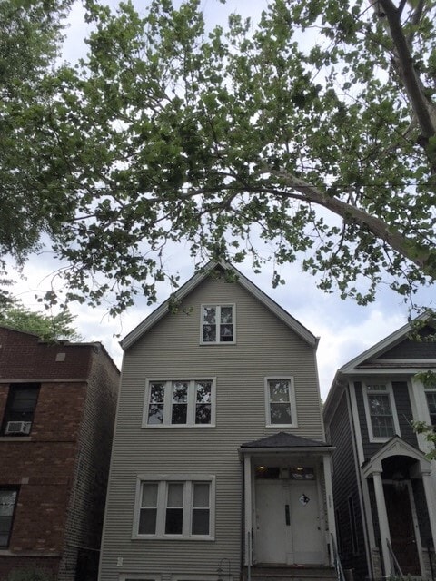 Building Photo - 3802 N Hermitage Ave