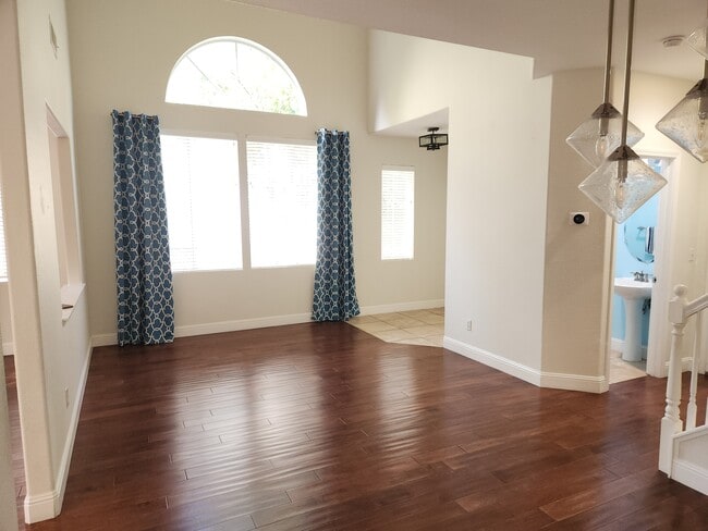 Sala de estar - 109 Enchanted Way